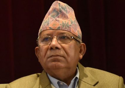फन्दामा माधब नेपाल : निर्वाचन आयोगले लियो कडा एक्सन (पत्रसहित)
