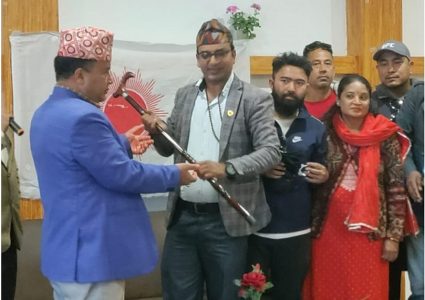 स्वतन्त्र उम्मेदवारको समर्थन महेश बस्नेतलाई