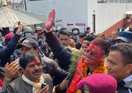 सबैलाई धन्यवाद भन्दै जेलबाट बाहिरिए नायक पल शाह