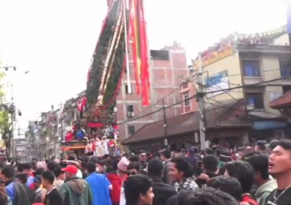 रातो मच्छिन्द्रनाथको रथयात्रा सुरु