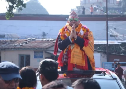 छुटे रेशम चौधरी,सरकारको निर्णय विरद्ध सामाजिक सन्जालमा चर्काे विरोध