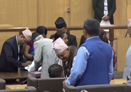 कोशीमा केदारलाई विश्वासको मत, राप्रपा मात्रै विपक्षी