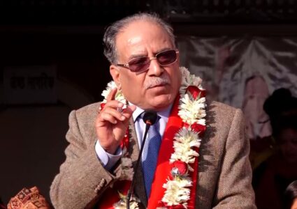 कर्मचारीलाई प्रधानमन्त्रीको यस्तो छ आग्रह, अर्थतन्त्रबारे सन्तुष्ट