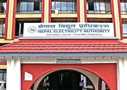 लाइन काटिएका सबै उद्योगको बिजुली प्राधिकरणले मध्यरातमा जोडिदियो