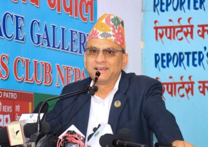 प्रचण्डलाई विश्वासको मतको सुनिश्चितता छः एमाले नेता पोखरेल