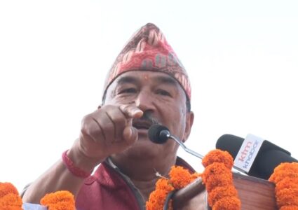 सहकारीको रकम ठगीमा मुछिएका गृहमन्त्री लामिछानेमाथि छानबिन गर्नुपर्छ : कमल थापा