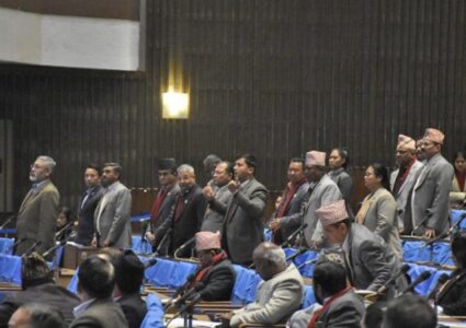 प्रधानमन्त्री संसदमा उपस्थित नभएपछि प्रतिपक्षको आपत्ति, २१ गते जवाफ दिन सभामुखको रुलिङ
