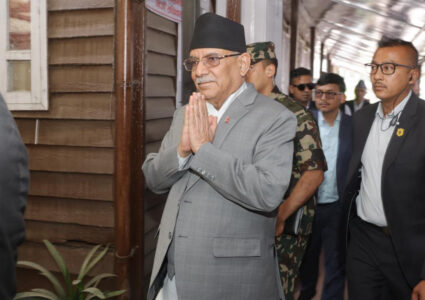 प्रधानमन्त्री प्रचण्ड आजै निजी निवास खुमलटार सर्ने