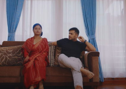 २० वर्षपछि अमृत अधिकारीको संगीत क्षेत्रमा कमब्याक, को हुन् अमृत ? (भिडियोसहित)