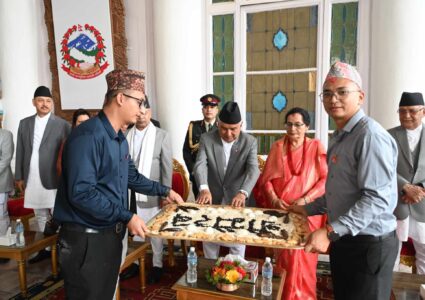 राष्ट्रपति रामचन्द्र पौडेलद्धारा ईन्द्रजात्रा अवलोकन, प्रधानमन्त्रीलगायतका उच्च पदस्थ सहभागि (तस्विर)