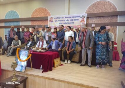 दशैंको शुभकामना भित्र लुकेको राजनीति, काठमाडौं १ मा खुले उप्रेती, चणिकलाललाई सम्मान