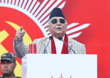 दरबारमार्गमा केपी ओली : दुर्गा, रवि र कुलमानसँग असन्तुष्ट, देउवालाई फकाउने प्रयास