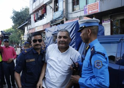 दुर्गा प्रसाईं सहित ७ जना पुर्पक्षका लागि जेल चलान