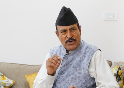 उच्चस्तरीय जाँचबुझ आयोगका पदाधिकारीहरूविरुद्धको रिटमा कारण देखाऊ आदेश जारी