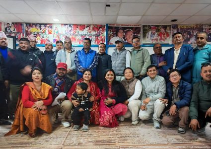 ओखलढुंगामा एमालेको एकता प्रदर्शन, अस्मिता थापालाई जिताउन साझा प्रतिबद्धता